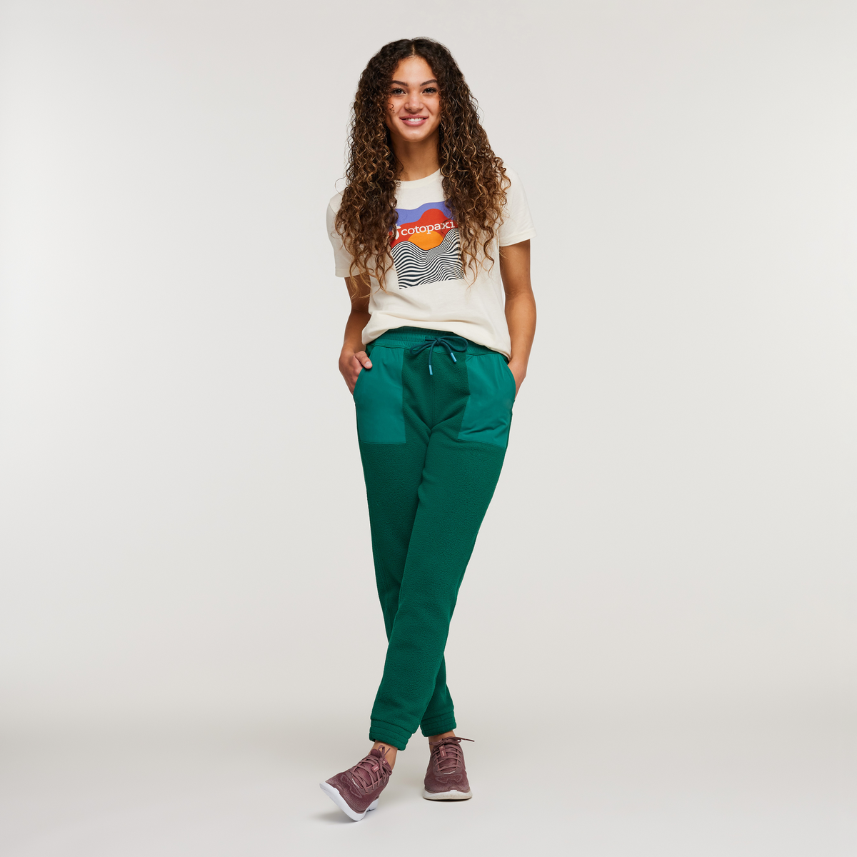 1200x1200png-S23WAbrazoFleeceJoggerGreenery_6_56d6cc5a-f1ba-4649-8097-a5f135773b25